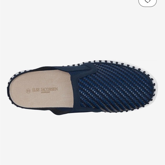 Ilse Jacobsen Women’s Navy Slip-On Shoes EUC Sz 39 Euro - Picture 1 of 13